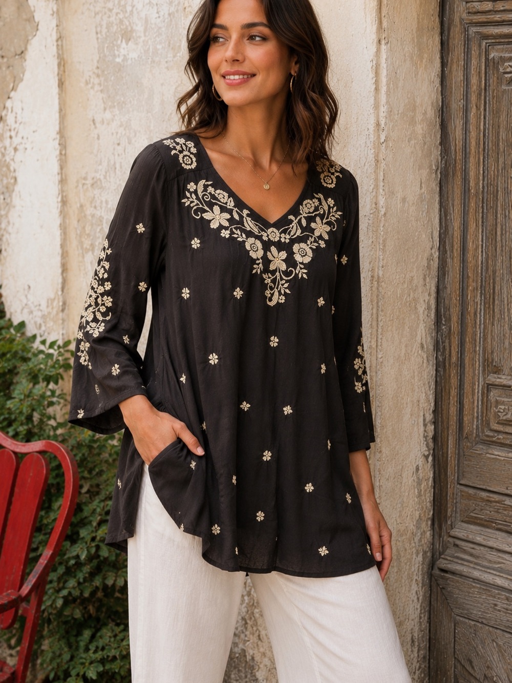 Soft Surroundings Black Embroidered Peasant Tunic Top XL Bohemian Artsy